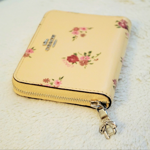 Coach Handbags - Coach Zip Around Small Wallet